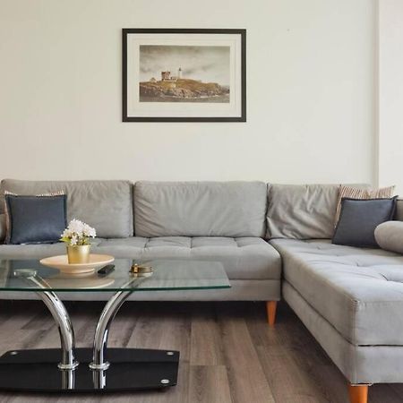Big Apartment Next To Gordon Beach Plus Free Parking 特拉维夫 外观 照片