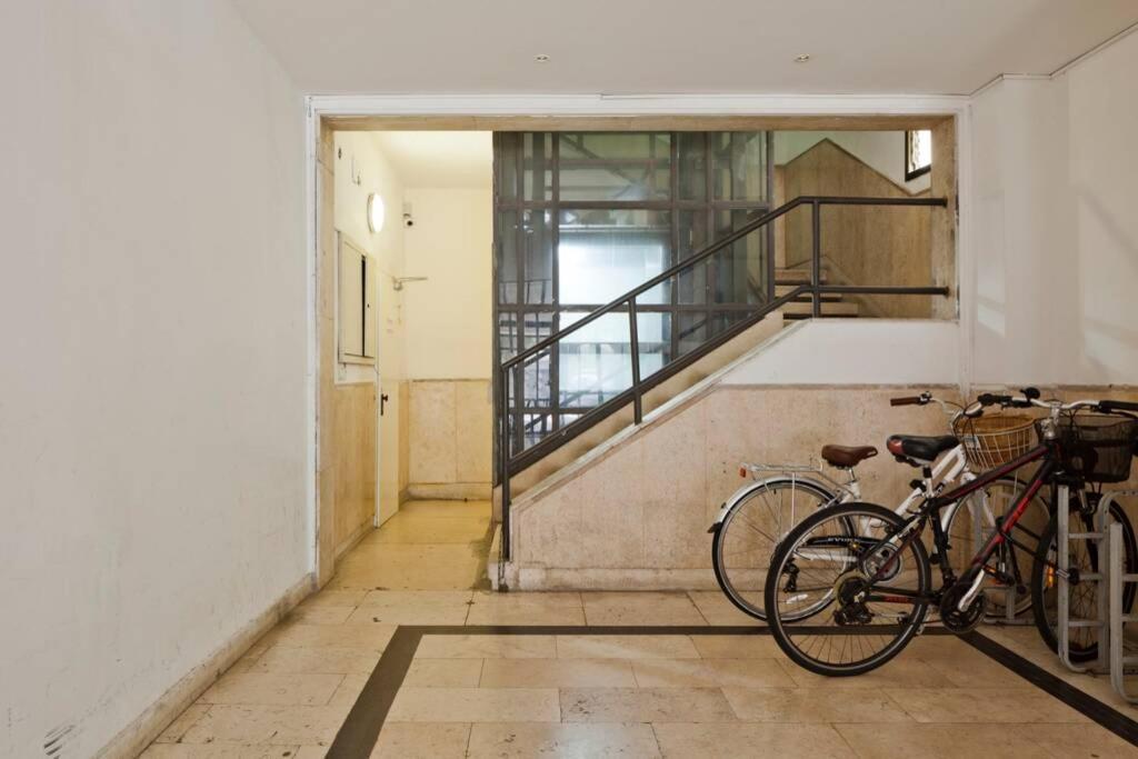 Big Apartment Next To Gordon Beach Plus Free Parking 特拉维夫 外观 照片