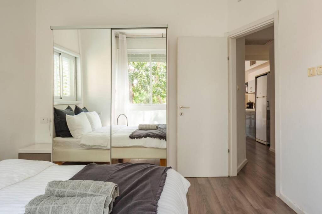Big Apartment Next To Gordon Beach Plus Free Parking 特拉维夫 外观 照片