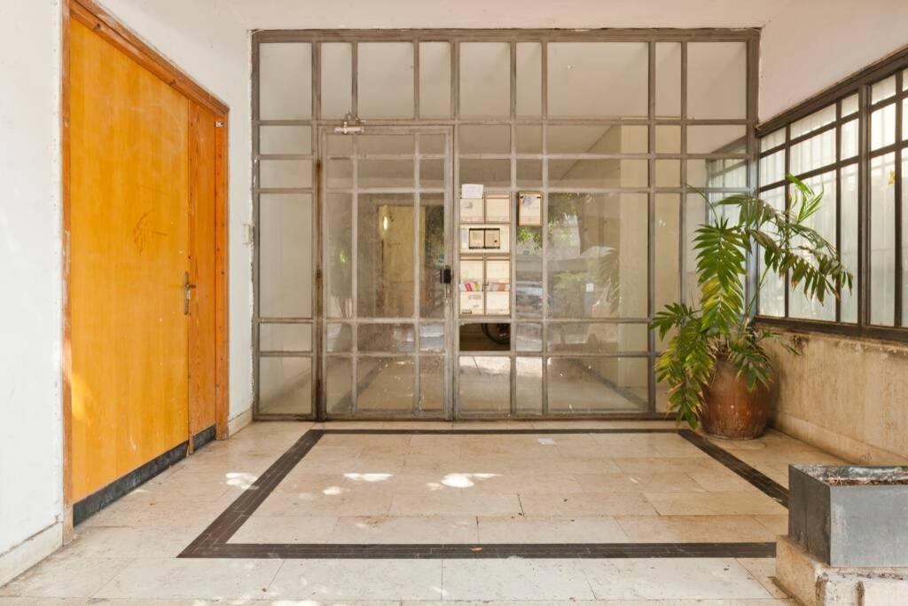 Big Apartment Next To Gordon Beach Plus Free Parking 特拉维夫 外观 照片